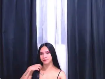 Chaturbate Live Porn of crytastal_lust1212