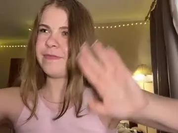 Chaturbate Free Live Porn of helenjoyne