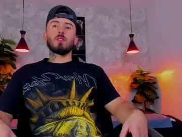 Chaturbate Live Sex Cam of martin_foster_