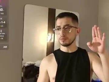 Chaturbate Best live sex cam show of tommas_jhonson_