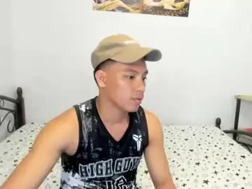 Chaturbate Free Porn Cam of urfucker_vinz