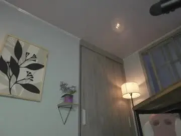 Chaturbate Live Sex Cam of vanessa_novvoa