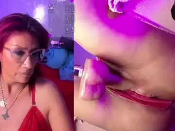 Chaturbate Best live sex cam show of ahytana