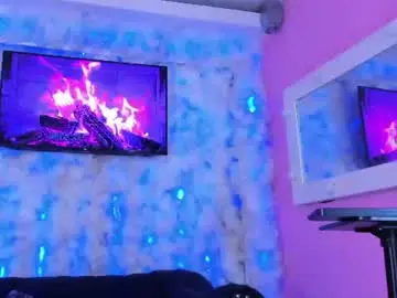 Chaturbate Live Sex Cam of andrea_giraldo_