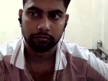 Chaturbate Live Porn of birbikrom104