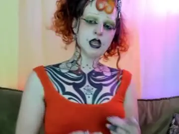 Chaturbate Live Sex Cam of friskyflowers