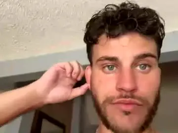 Chaturbate Nude Webcam of wentbrokeonstrippers