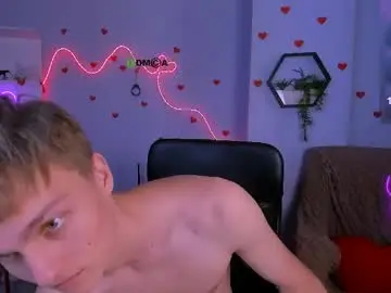 Chaturbate Nude Webcam of colin_storm