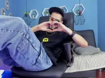 Chaturbate Live Sex of harold_999