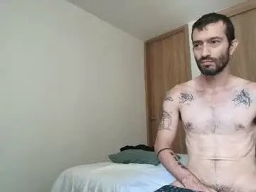 Chaturbate Sex Cam of alejandro_bigcock