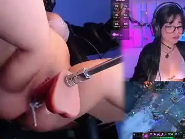 Chaturbate Live Porn of ariaddams