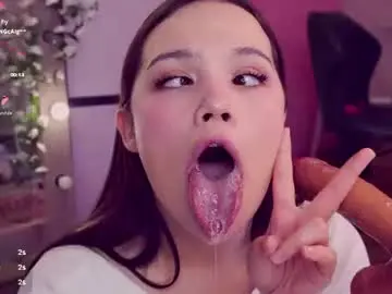 Chaturbate Live Sex Cam of chery_lady22