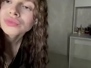Chaturbate Live Sex Cam of fionafaigin