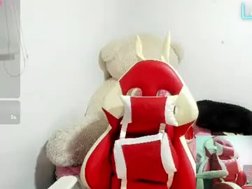Chaturbate Free Porn Cam of im_yoursweetlisa