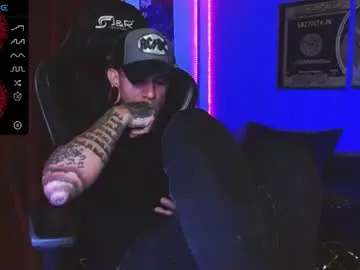 Chaturbate Live Porn of jhonny_ackerman