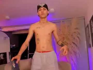 Chaturbate Nude Webcam of lennercollins_