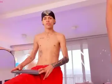 Chaturbate Free Porn Cam of lennercollins_