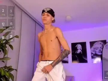 Chaturbate Nude Webcam of lennercollins_