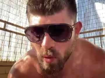 Chaturbate Best live sex cam show of machinebumkelly
