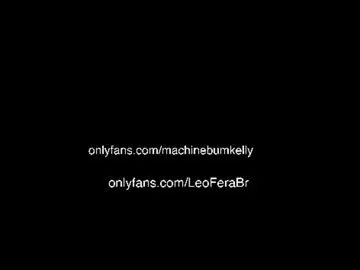 Chaturbate Live Sex Cam of machinebumkelly