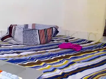 Chaturbate Live Sex Cam of starrywhispers
