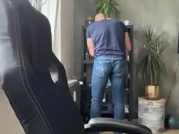 Chaturbate Nude Webcam of tommyx01