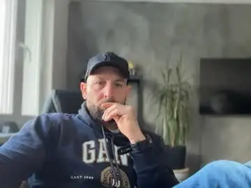 Chaturbate Free Porn Cam of tommyx01