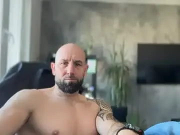 Chaturbate Free Live Porn of tommyx01