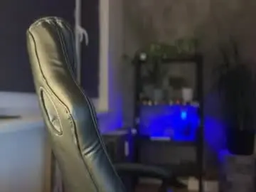 Chaturbate Watch Live Sex Cams of tommyx01