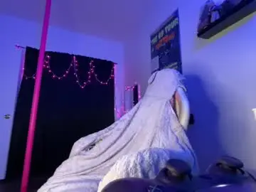 Chaturbate Live Sex Cam of xstargazingx