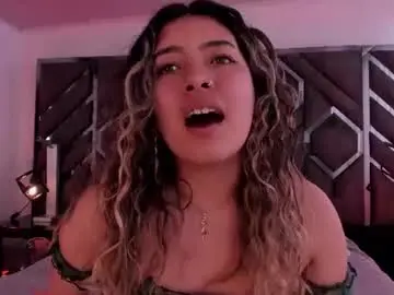 Chaturbate Live Sex of chloebelle_