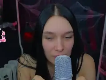 Chaturbate Live Sex Cam of mella_freya