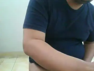 Chaturbate Watch Live Sex Cams of bearjawa31