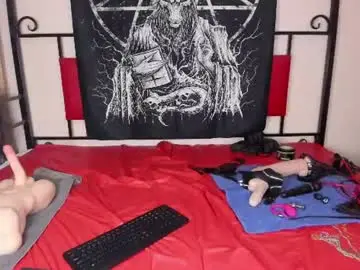 Chaturbate Live Sex Cam of femdom_princess18