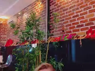 Chaturbate Best live sex cam show of helenceccile