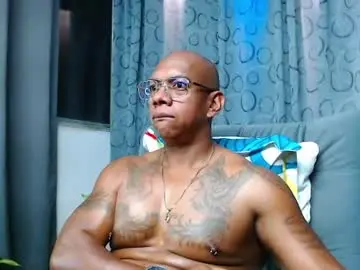 Chaturbate Adult Video Chat of tom_miller