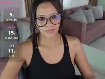 Chaturbate Live Sex Cam of ariia_russo