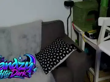Chaturbate Live Sex of handzyafterdark