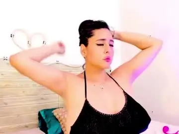 Chaturbate Live Sex Cam of lilah_sweet
