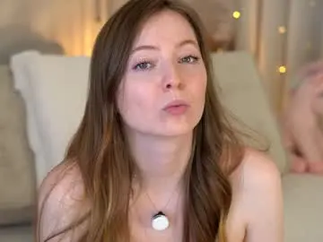 Chaturbate Watch Live Sex Cams of moan_elisa