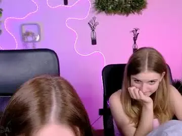 Chaturbate Free Live Porn of naomi_perl