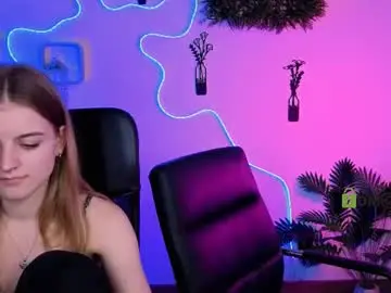 Chaturbate Live Sex of naomi_perl