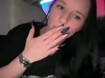 Chaturbate Best live sex cam show of sweetshy99
