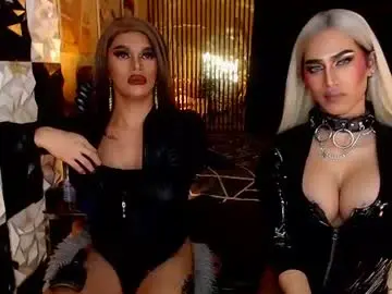 Chaturbate Nude Webcam of amazingtrans18
