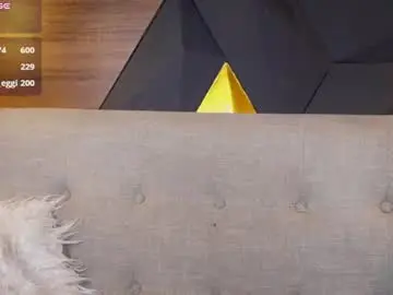 Chaturbate Free Live Porn of ary_hanna