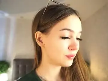 Chaturbate Live Sex Cam of auroralowen