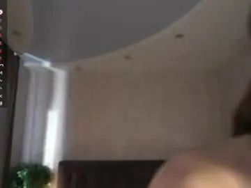 Chaturbate Live Sex Cam of auroralowen