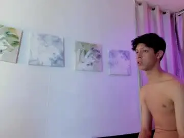 Chaturbate Live Sex Cam of ethan_qop