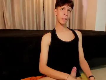 Chaturbate Free Live Porn of ethan_qop