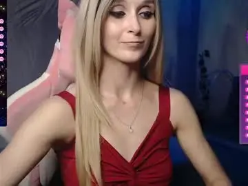 Chaturbate Live Sex Cam of strongalice